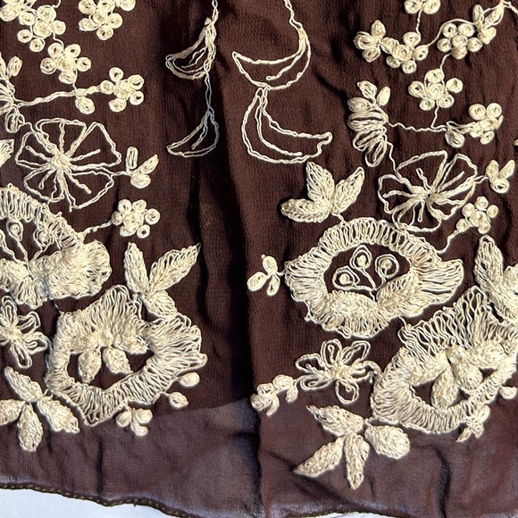 A.BROD 100% RAYON MADE IN INDIA BROWN/BEIGE EMBROIDERED FLORAL SHEER SCARF - Picture 3 of 7